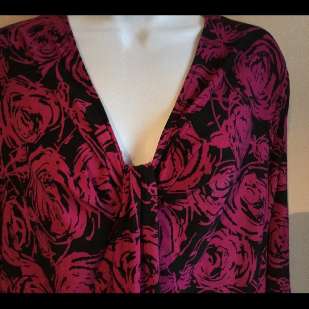 Rafaella Pink and black pullover blouse.